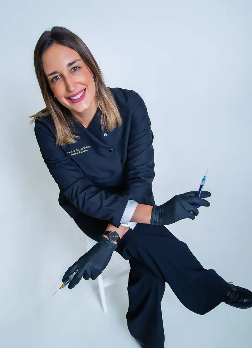 Dra. Eva Carrey en Etherna Clinic